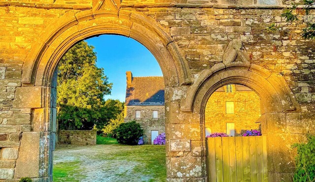 The Helles Manor - Historic Brittany Manor - 4 luxurious bedrooms near beaches