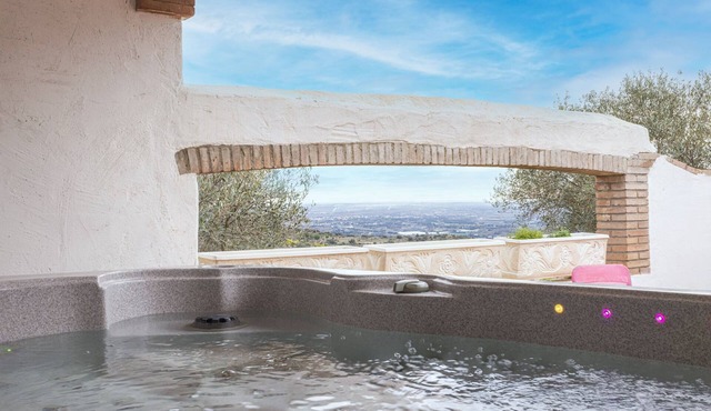 Tour Catalane – Authentic Catalan Mas with Panoramic Views
