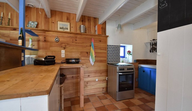Tranquil Stay Near Audierne
