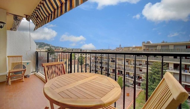Upstays Terrace 25m² Studio Carnot