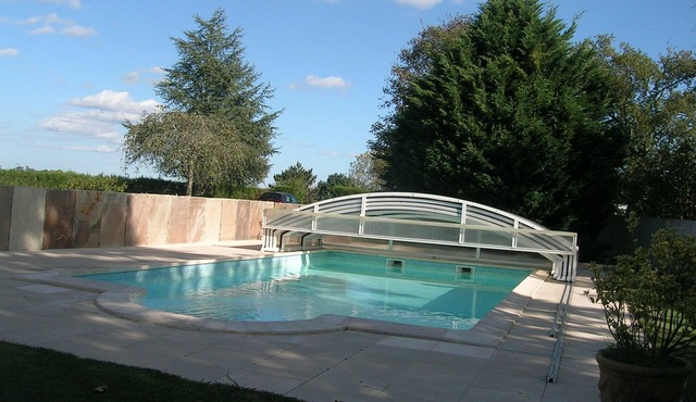Vacation rentals in Arcangues apartment in a villa