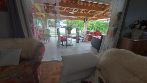 Villa à Restinclières dans cadre exceptionnel de verdure entre Montpellier et Nîmes à 1/2h des plages