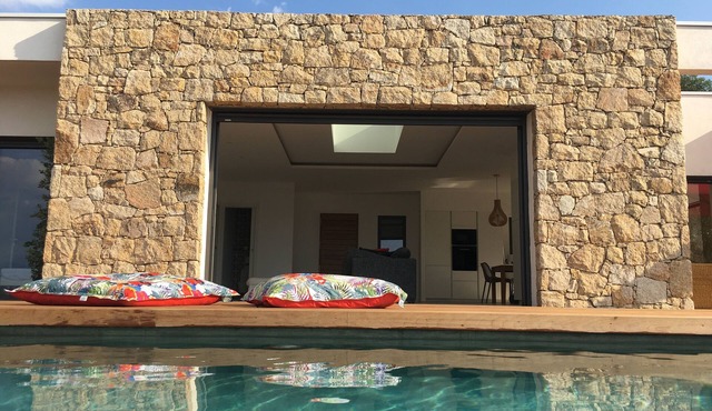 Villa Alandra. New luxury villa with heated pool.