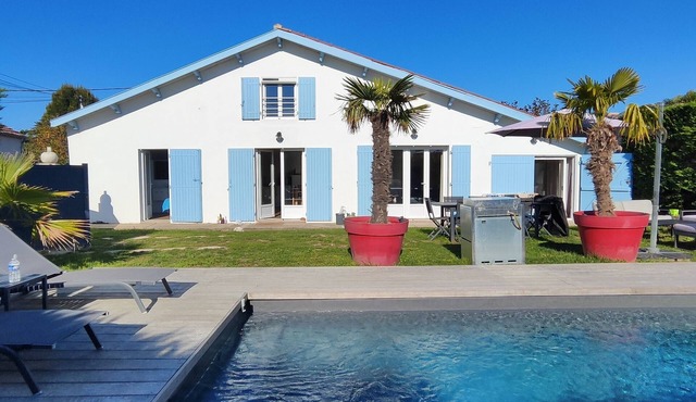 Villa Amonite with air conditioning and private heated pool