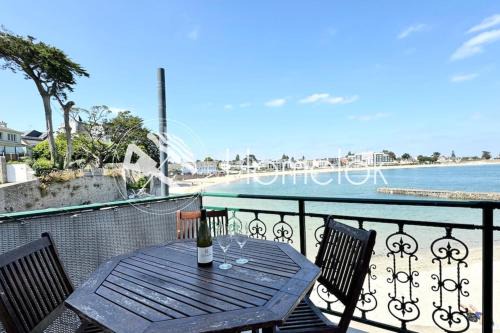 Villa authentique Vue mer 360 Les pieds dans l’eau