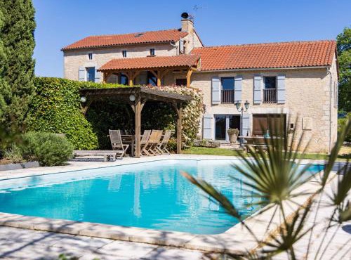 Villa avec piscine et parking - 12 pers. - FR-1-828-20
