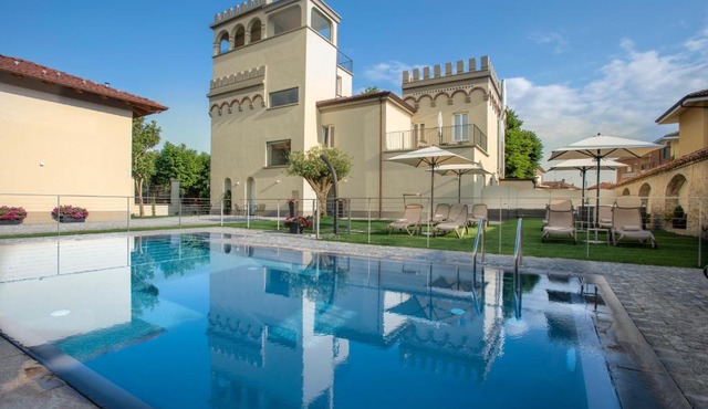 VILLA BERNASCONI