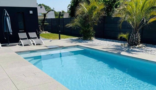 Villa “De Standing” with Private Pool, Wi-Fi, and Air Conditioning