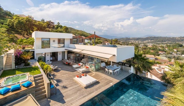 Villa Dezem-Infinity pool-Hot tub-Near Cannes-Panorama-AC