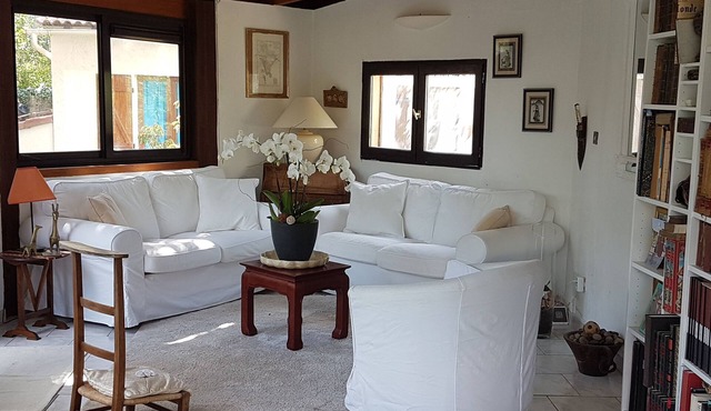 Villa rental with pool and veranda
