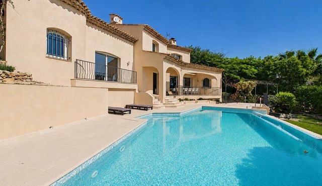 Villa with Ocean View – Mandelieu-la-Napoule