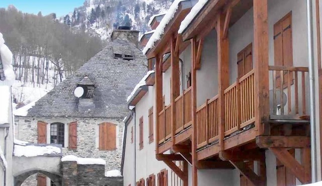 Wifi, 1st floor, swimming pool, balcony, tv, 34m², Saint Lary Soulan