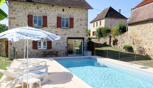 Wonderful private villa for 5 people with A/C, private pool, TV, terrace and panoramic view