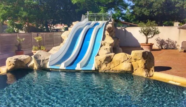 ZEcamping 5 étoiles animé piscine couverte locatif 35m2