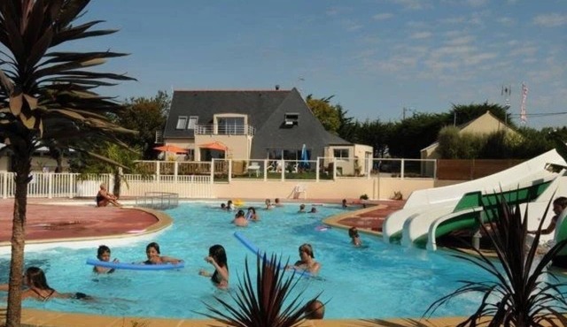 ZEcamping 3 étoiles 500m plage parc aquatique locatif TV BBQ 17m2