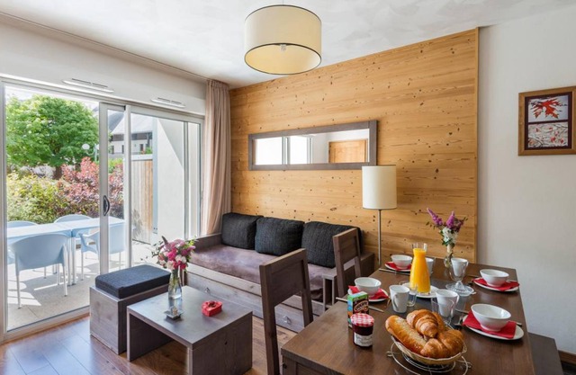 65 m² Apartment ∙ 2 bedrooms ∙ 8 guests