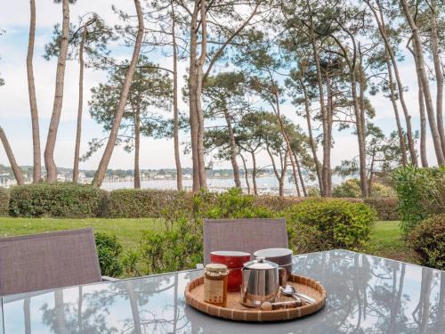 La Trinité-sur-Mer : Appartement 3 pièces, 73m² avec Wifi et Parking - FR-1-477-173