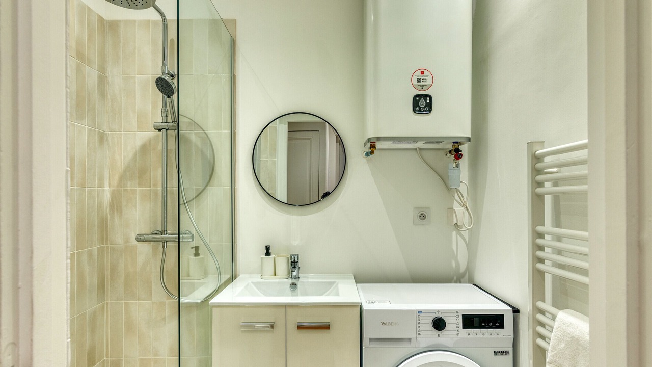 Photo of Bathroom in Bussiere - Cadiere