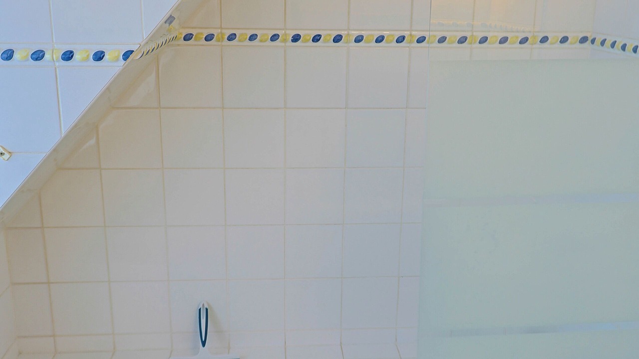 Photo of Bathroom in Penvenan